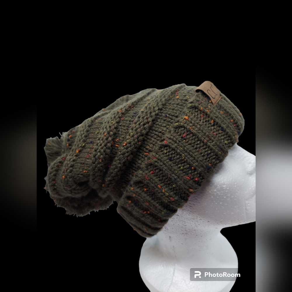 C.C Exclusives Olive Green Oversized Cable Knit Confetti Pom Pom Hat Women's - Picture 4 of 9